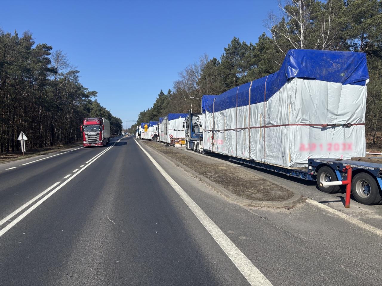 W regionie zatrzymano do kontroli taką kolumnę. Kara może być bardzo dotkliwa