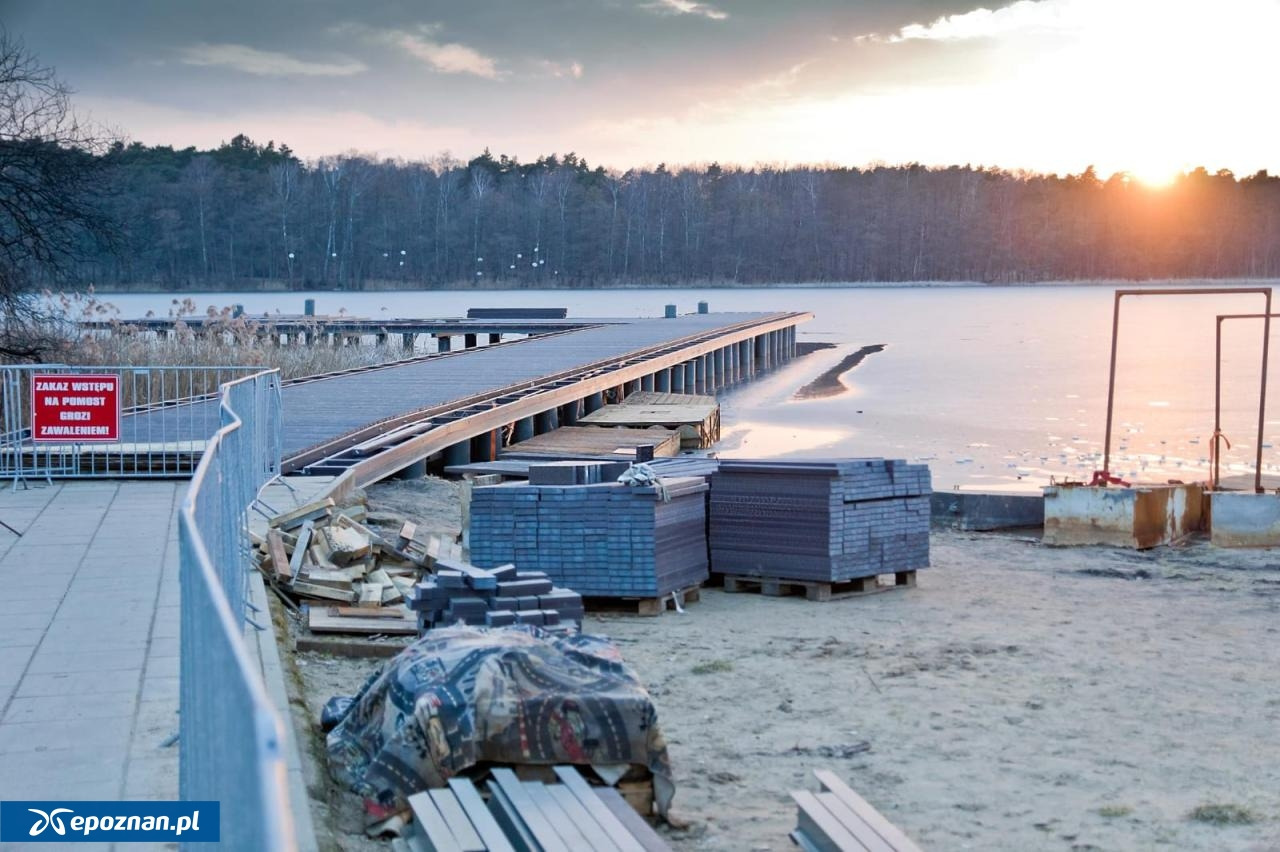 Strzeszynek w tegorocznym sezonie kąpielowym z molo!