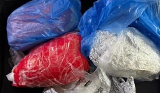 Region. "Narkotyki zombie" w pokrowcu na laptopa. Zatrzymano dwie osoby