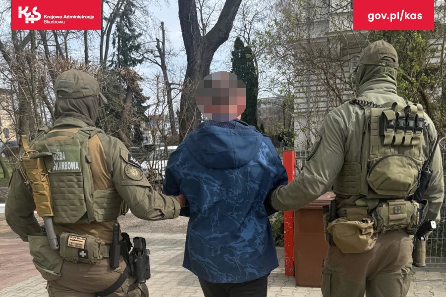 Gigantyczne uderzenie w nielegalny hazard! 30 zatrzymanych, ponad 150 zabezpieczonych automatów