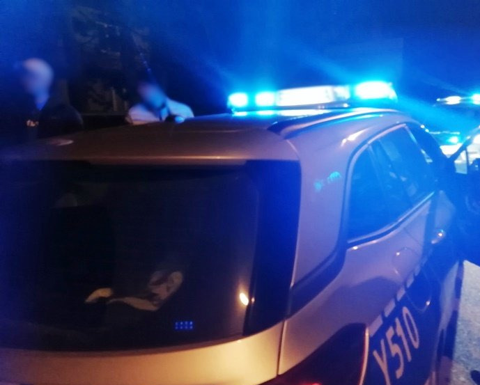 Nocny rajd Wandali w regionie. Uszkodzili elewację ośmiu budynków