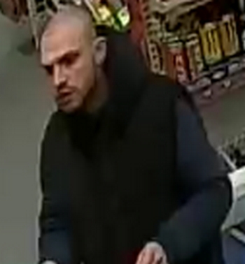 Policjanci publikują wizerunek i szukają tego mężczyzny!