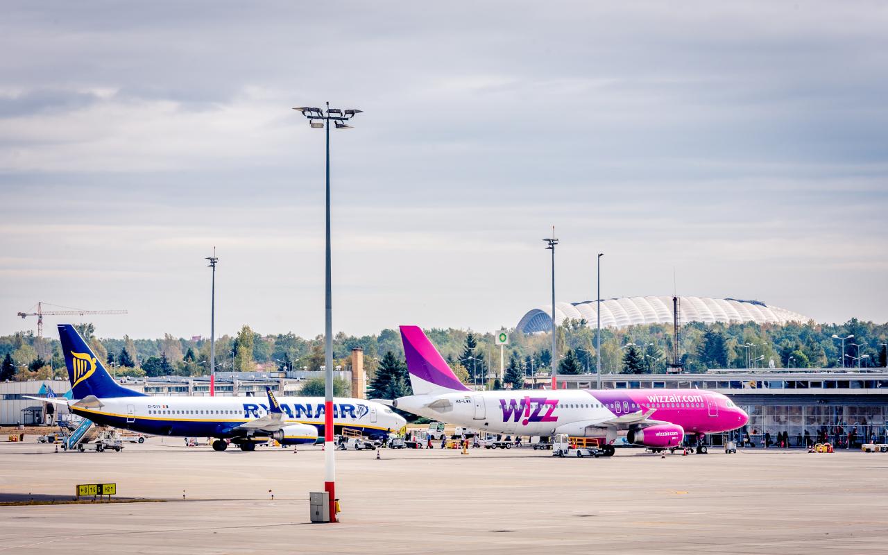 Rusza letnia siatka połączeń z Ławicy. Są nowe kierunki, ale tracimy też ważne połączenie