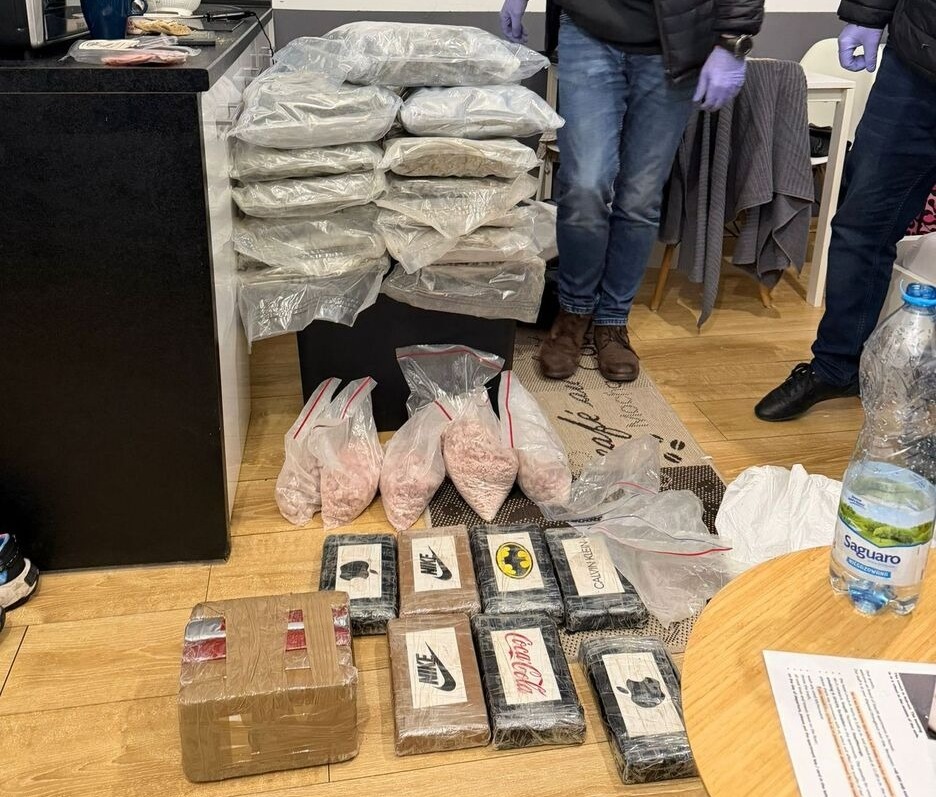 Uderzenie w narkobiznes w Poznaniu. Zabezpieczono 36 kg narkotyków wartych ponad 6 mln złotych