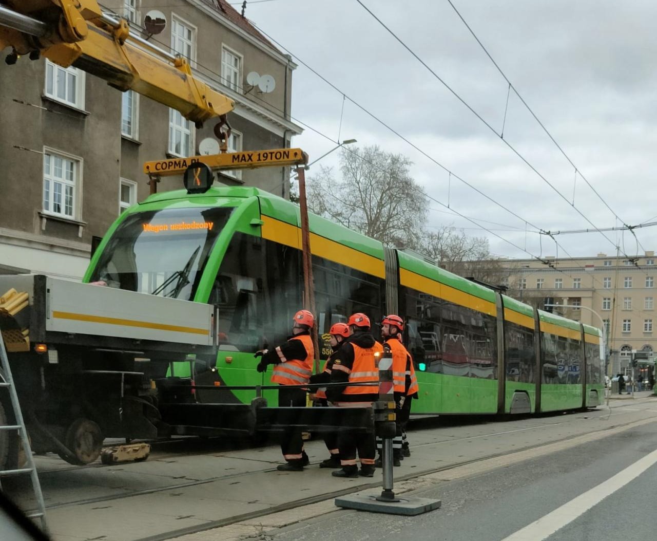 Awaria tramwaju na Głogowskiej. Wstrzymano ruch