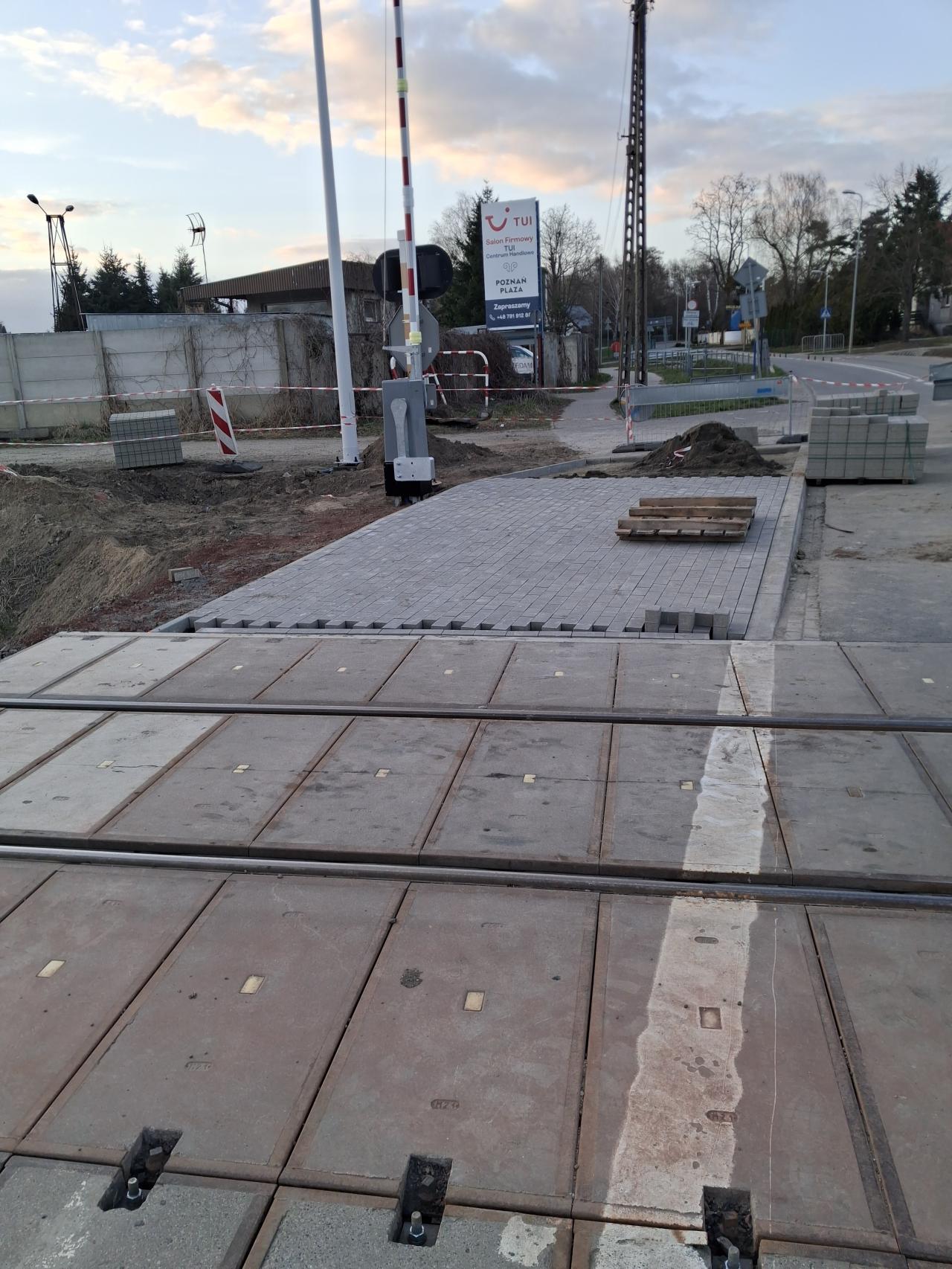 Dobre wieści w sprawie przejazdów kolejowych na północy Poznania!