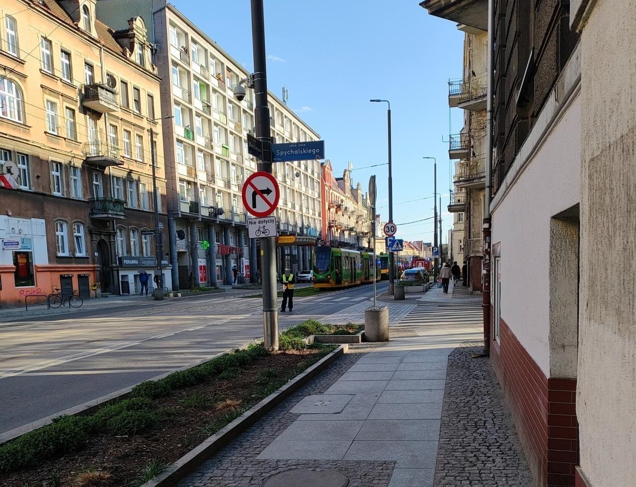 Wierzbięcice: potrącenie osoby przez tramwaj