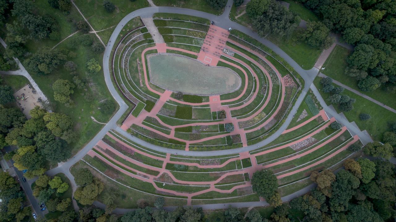 Jest apel do właścicieli psów spacerujących z nimi po Cytadeli!