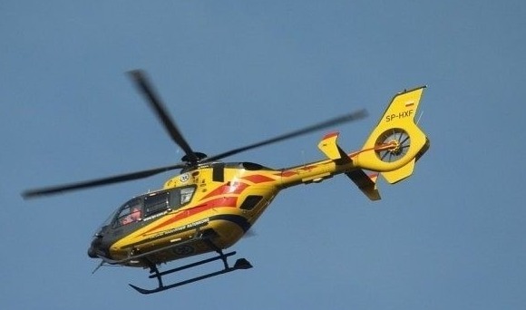 Potrącony pracownik obsługi autostrady. Lądował śmigłowiec LPR, droga na A2 jest całkowicie zablokowana