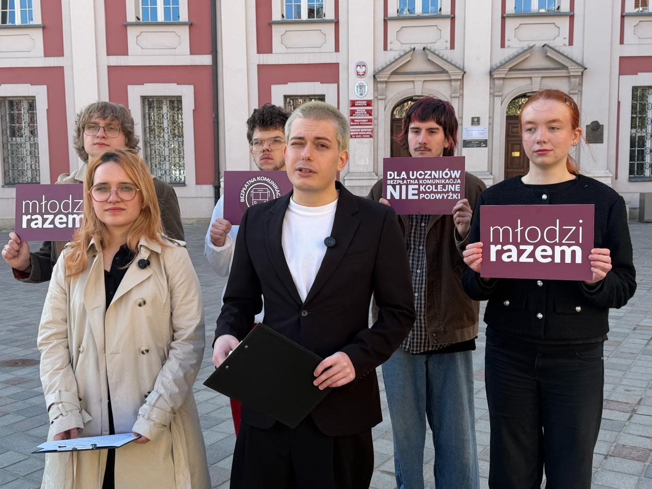 Chcą bezpłatnej komunikacji miejskiej w Poznaniu dla uczniów i studentów