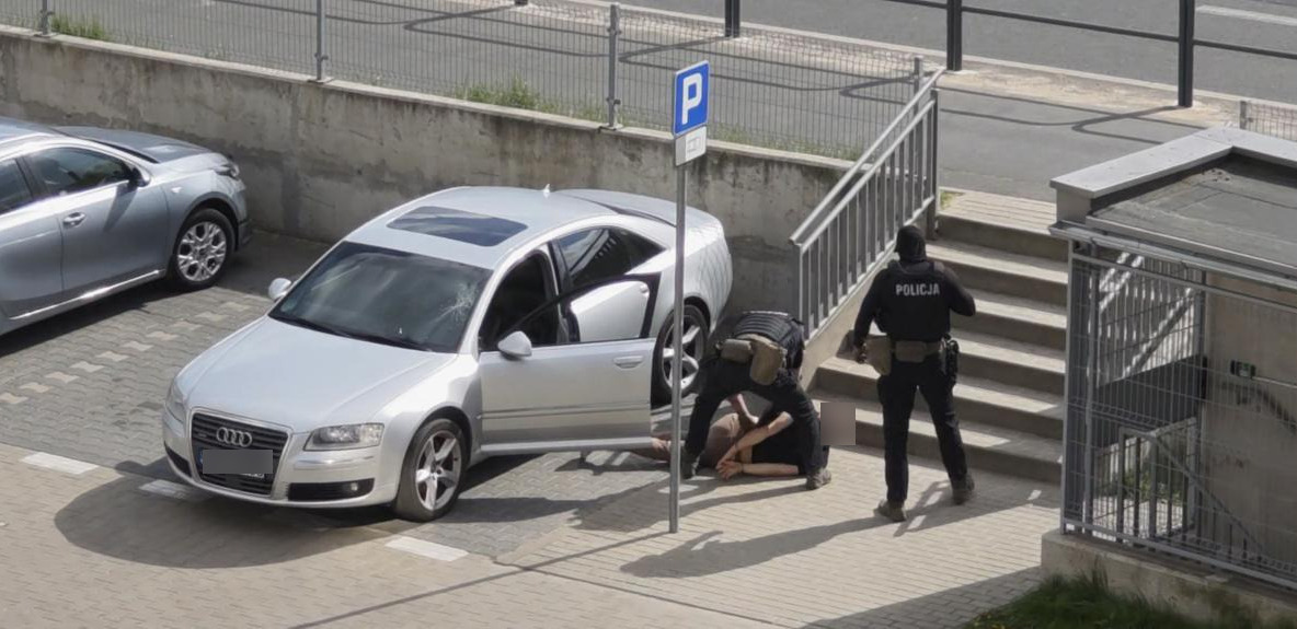 Akcja policji przy poznańskiej ulicy. "Działania o charakterze kryminalnym"