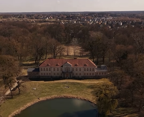 Pałac pod Poznaniem zmienia swoje oblicze. "To miejsce z ogromną historią"