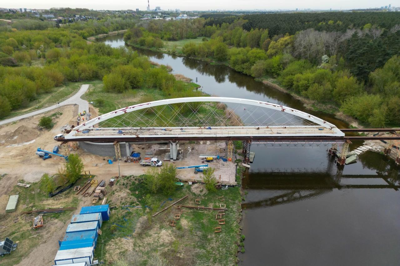 Nowa podpoznańska kładka nad Wartą niemal gotowa!