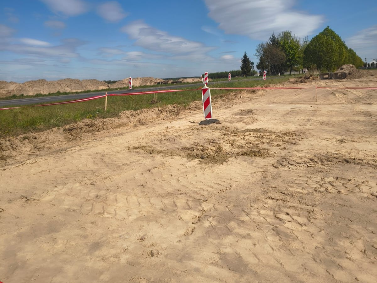 Niebezpieczne znalezisko na budowie jednej z wielkopolskich obwodnic. Teren zabezpieczono