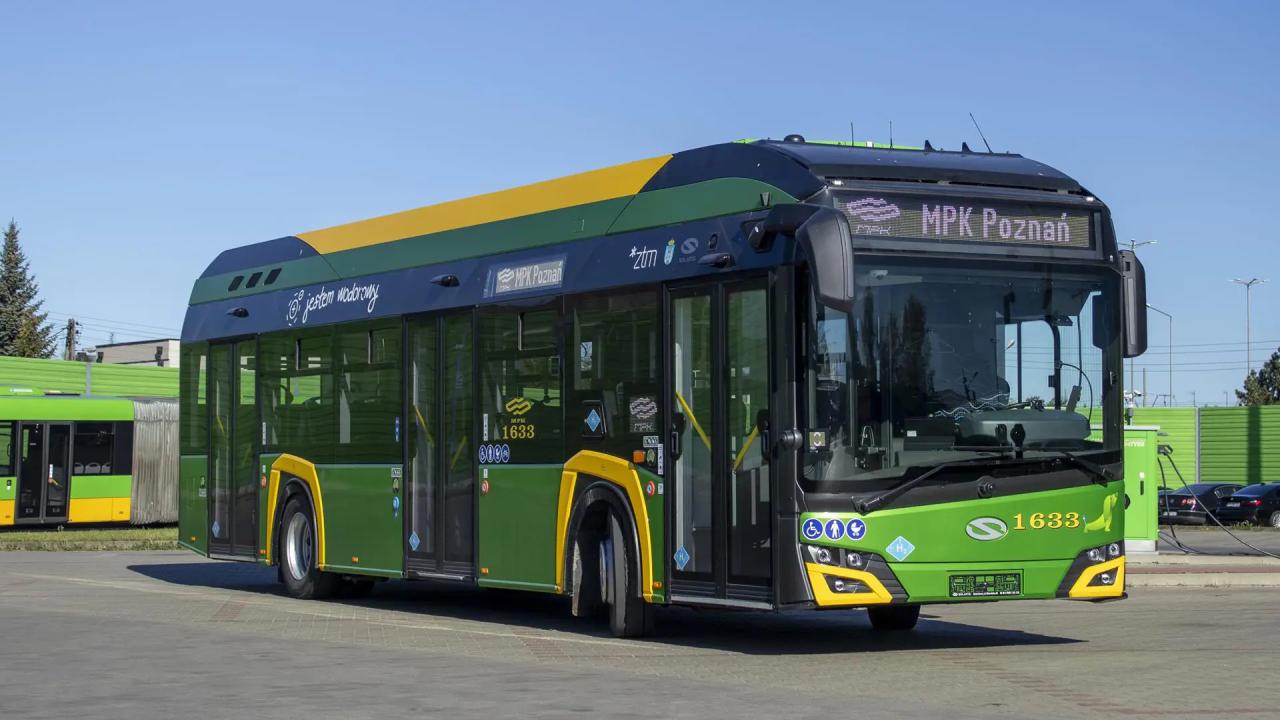 Pierwsze z tych autobusów wodorowych dotarły do Poznania