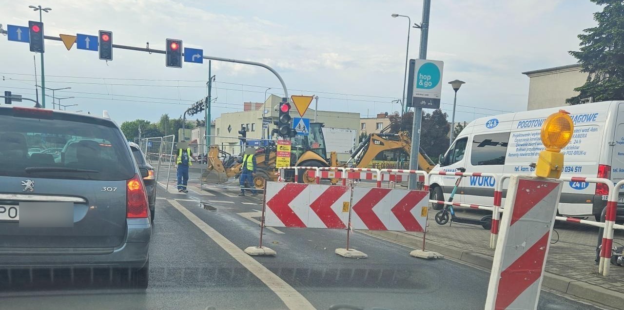 Korki przy Enea Stadionie. "To wcale nie wina matur"