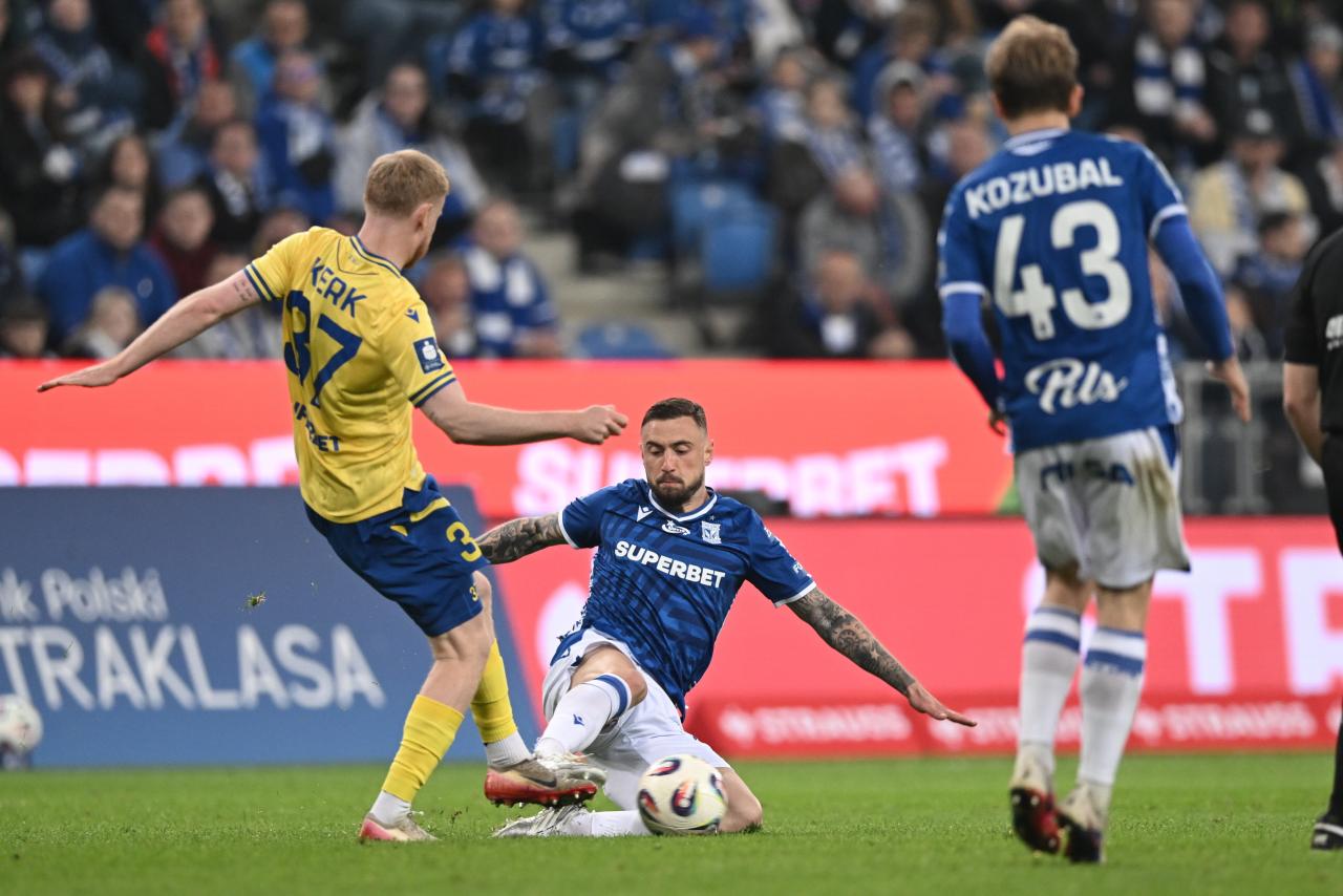 Remis na stadionie w Poznaniu