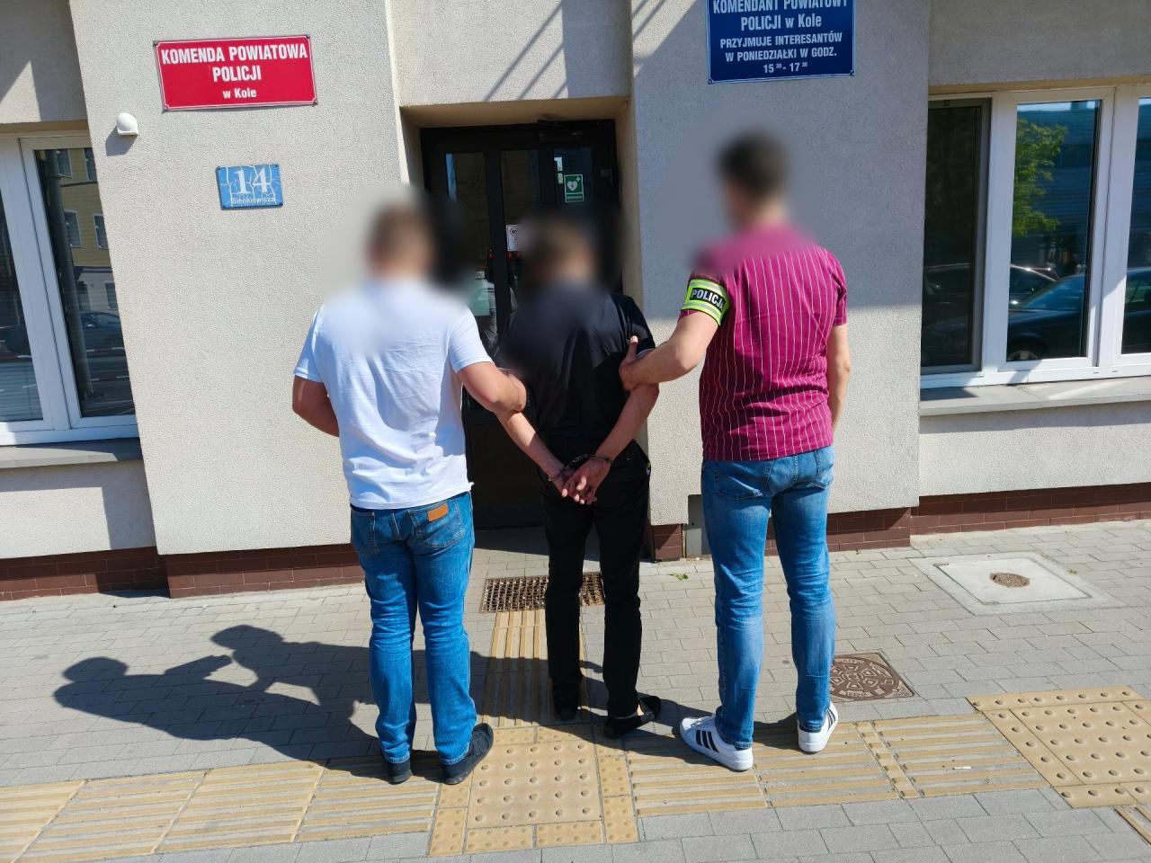 Agresywny mężczyzna na terenie placówki medycznej w regionie. Błyskawiczna reakcja