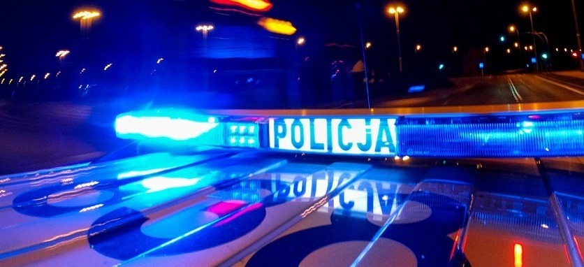 Utrudnienia na DK32. Policja wstrzymała ruch w obie strony