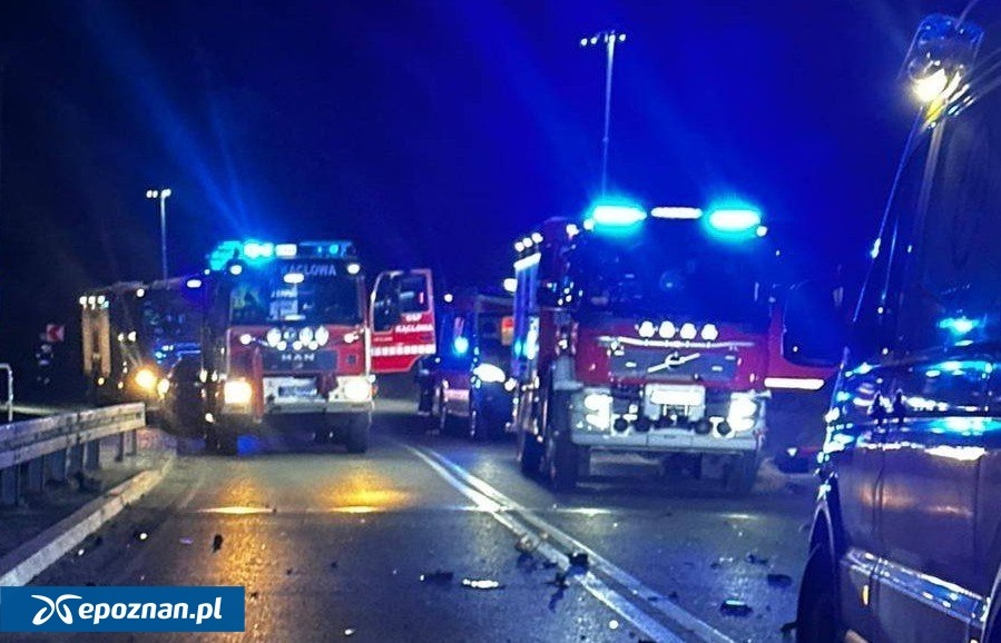 Śmiertelne potrącenie kobiety na pasach na Lechickiej: są zarzuty dla kierowcy Porsche. Jechał zdecydowanie za szybko