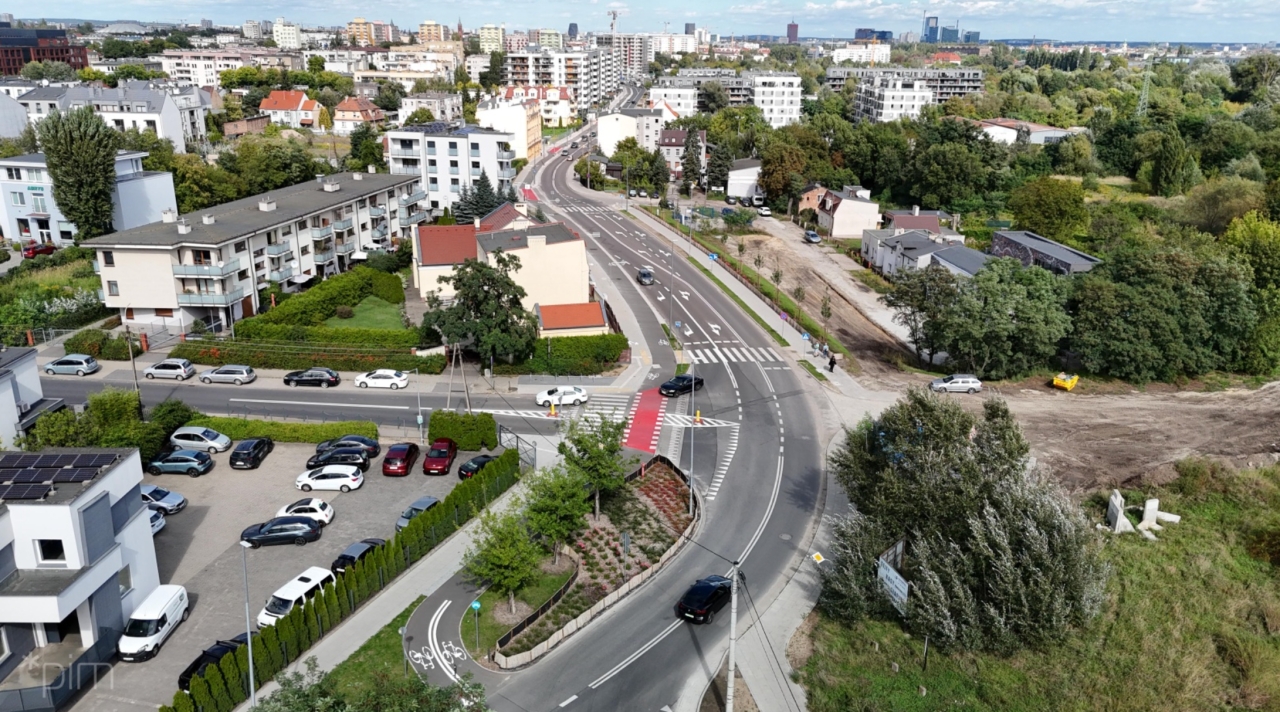 Od poniedziałku utrudnienia na poznańskim skrzyżowaniu. Najpierw wybudowali ścieżkę rowerową, teraz dostosują sygnalizację