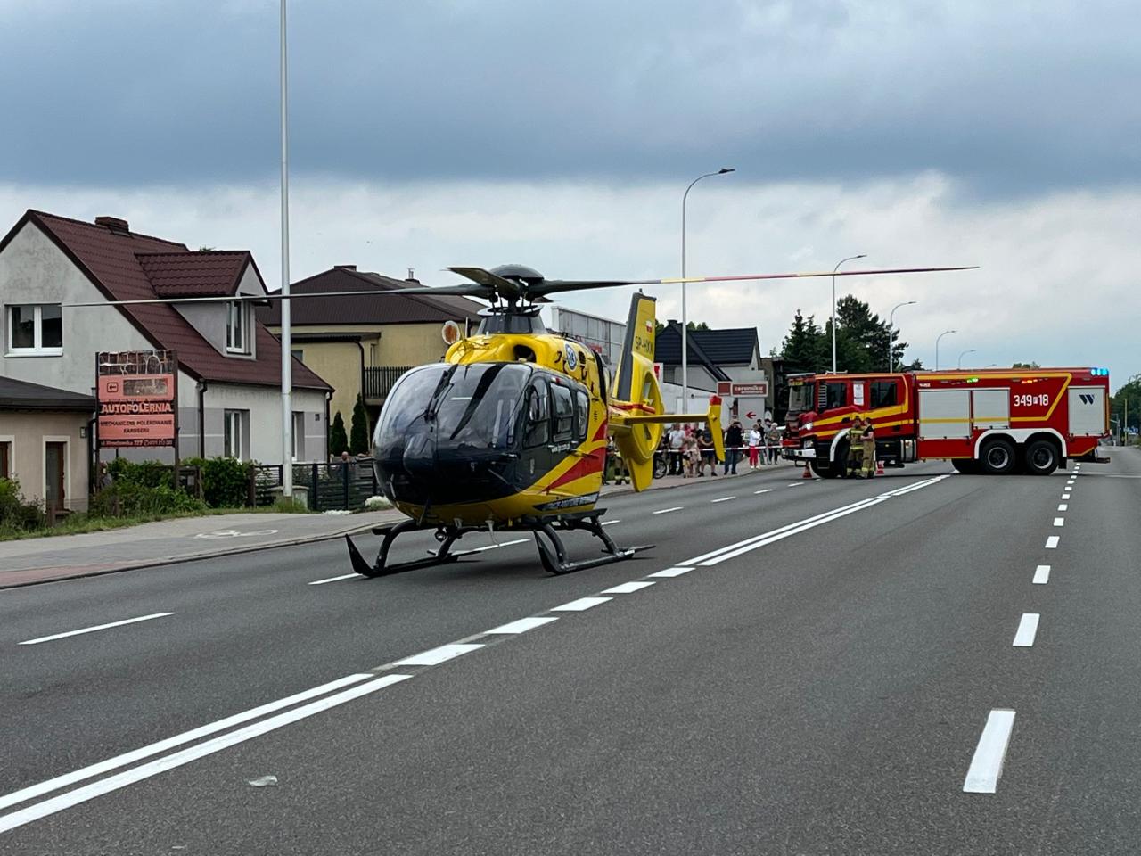 Poważny wypadek z udziałem motocyklisty w regionie. Był reanimowany