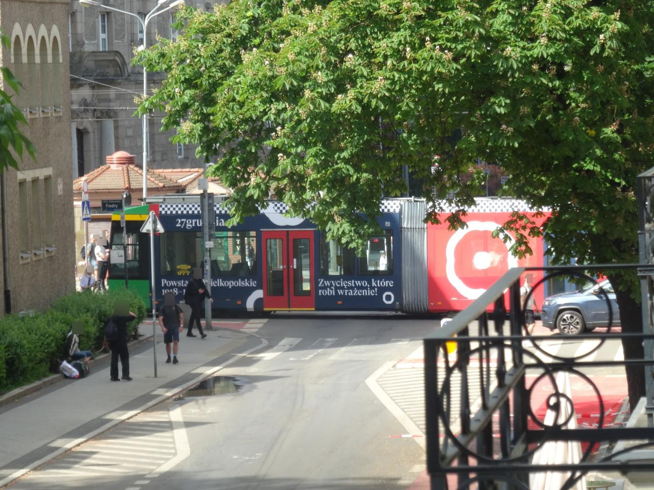 "Kolizja tramwaju z Bonn" wstrzymała ruch w centrum