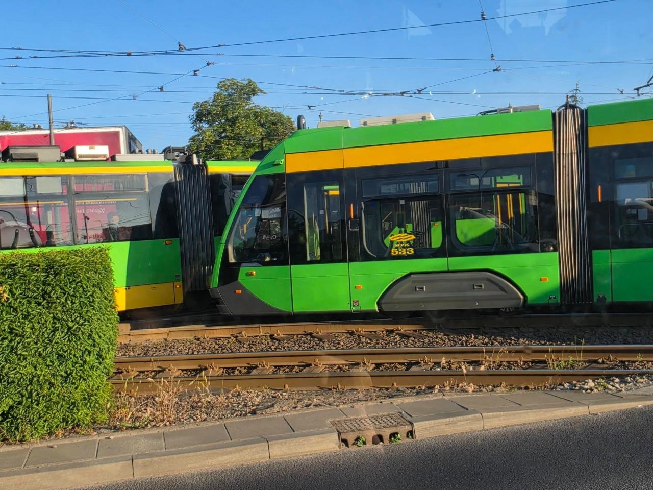Poranna kolizja tramwajów na Jana Pawła II