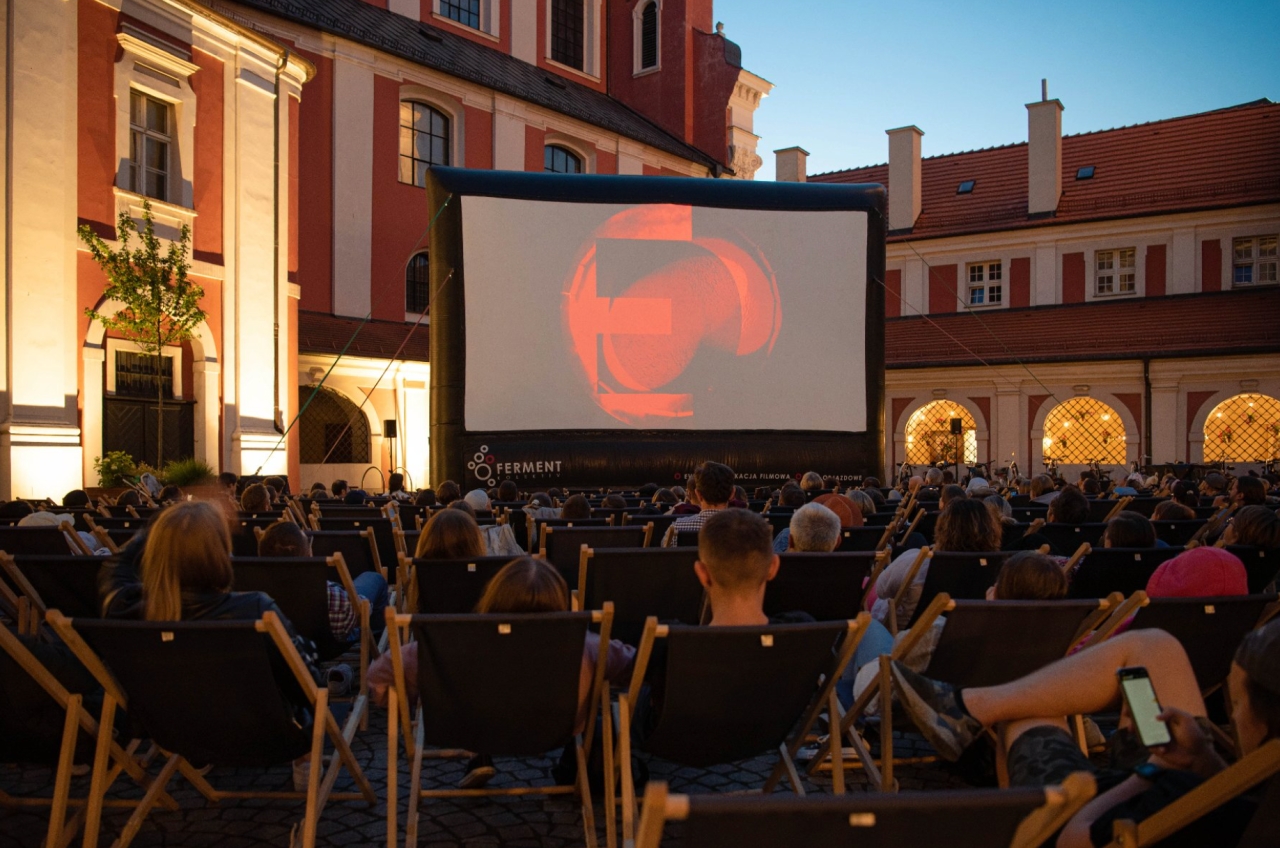 Rusza Kino na Wolnym. Wieczorem pierwszy seans