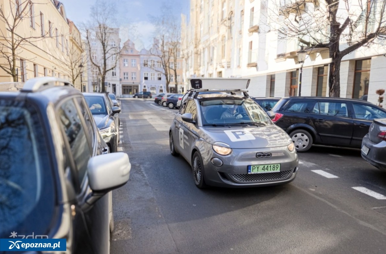 Kierowcy aut na zagranicznych tablicach nie są karani za brak opłat w SPP? Jest problem, żeby ustalić właścicieli
