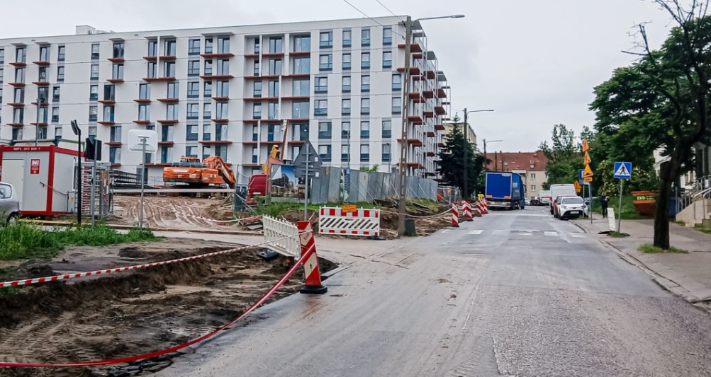 Ruszyła przebudowa jednej z najważniejszych ulic na Jeżycach. Zmiana organizacji ruchu!