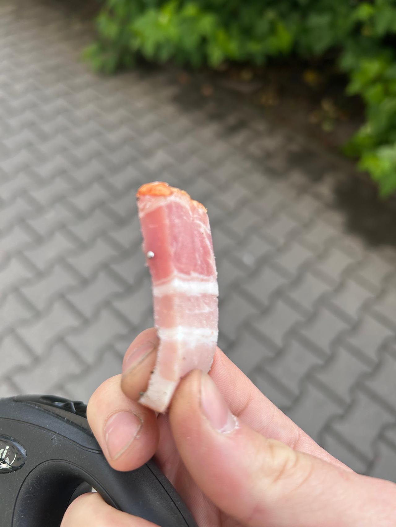 Takie znalezisko na poznańskim osiedlu. Czytelnik ostrzega!