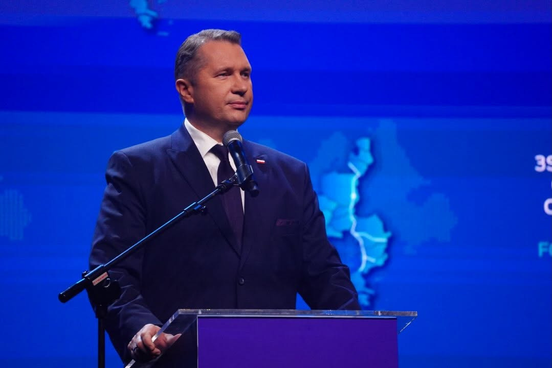 Przemysław Czarnek miał wypadek w Wielkopolsce
