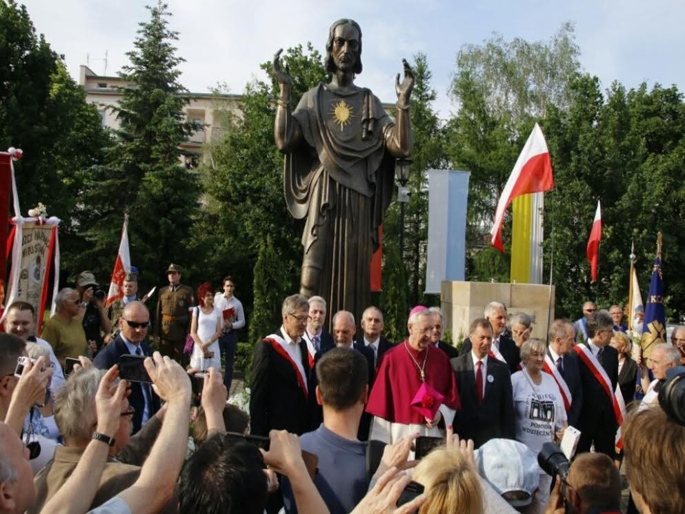 Mateusz Morawiecki w Poznaniu. Zapowiedział, iż Pomnik Wdzięczności wróci na swoje miejsce