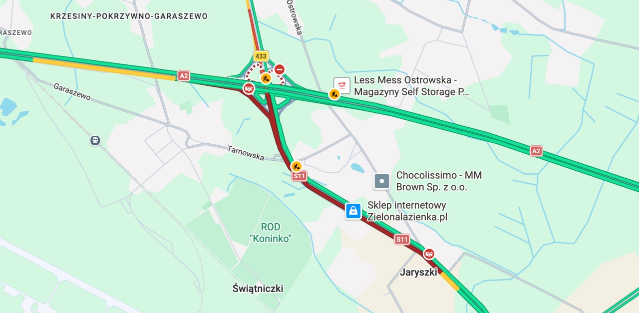 S11 pod Poznaniem zablokowana. Auto uderzyło w barierkę