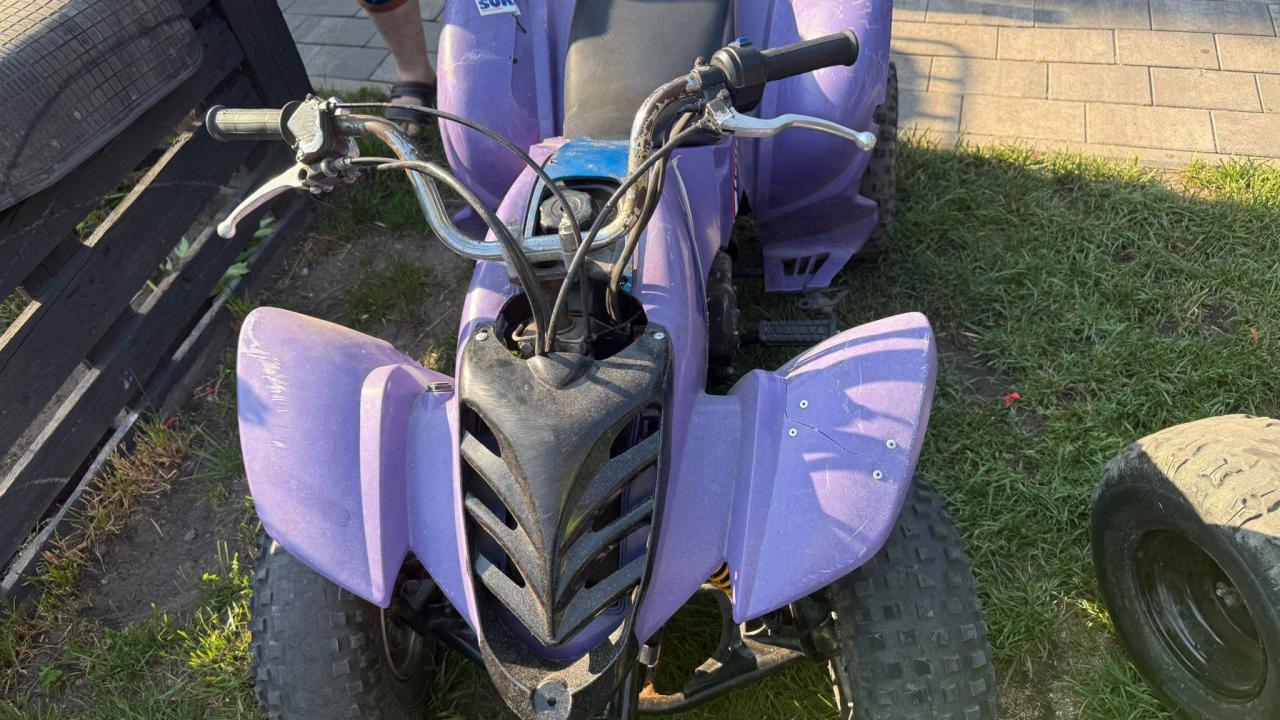 Skrajnie nieodpowiedzialne zachowanie kierującego quadem w regionie. Jechał z 7-latkiem, doszło do wypadku