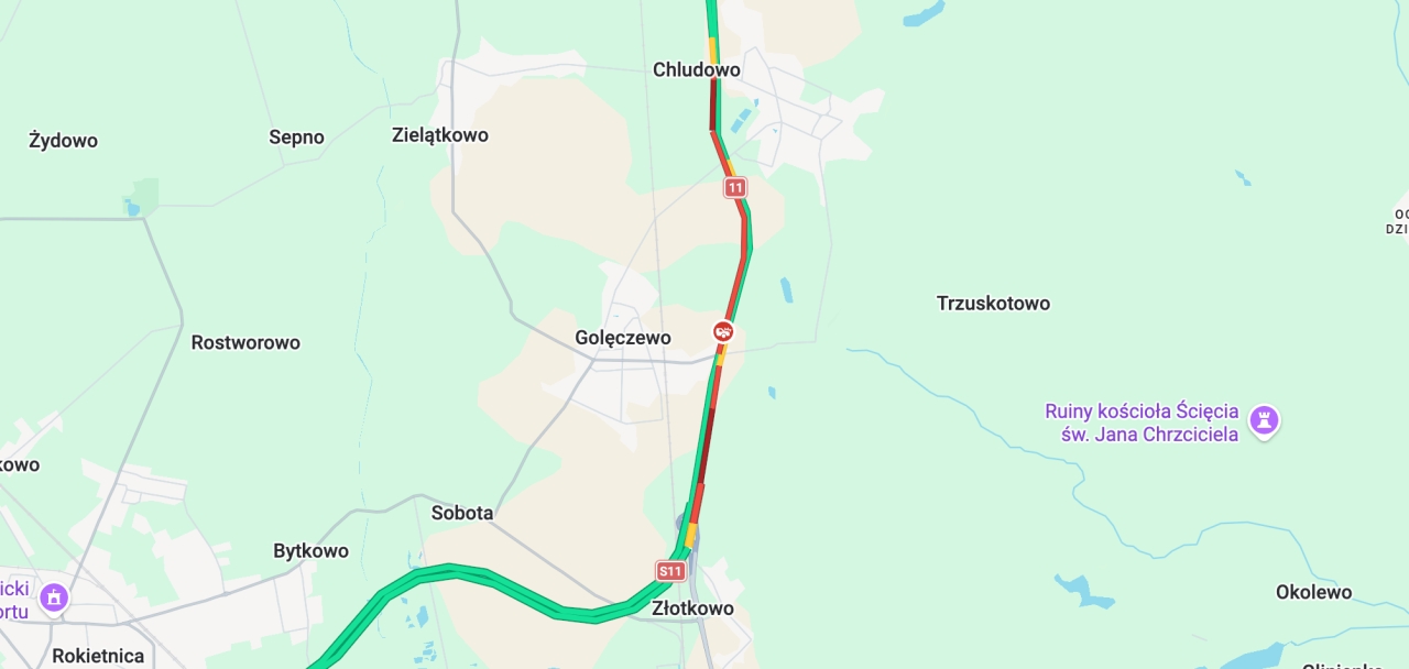 Pożar auta na krajowej "jedenastce" pod Poznaniem. Duże korki!
