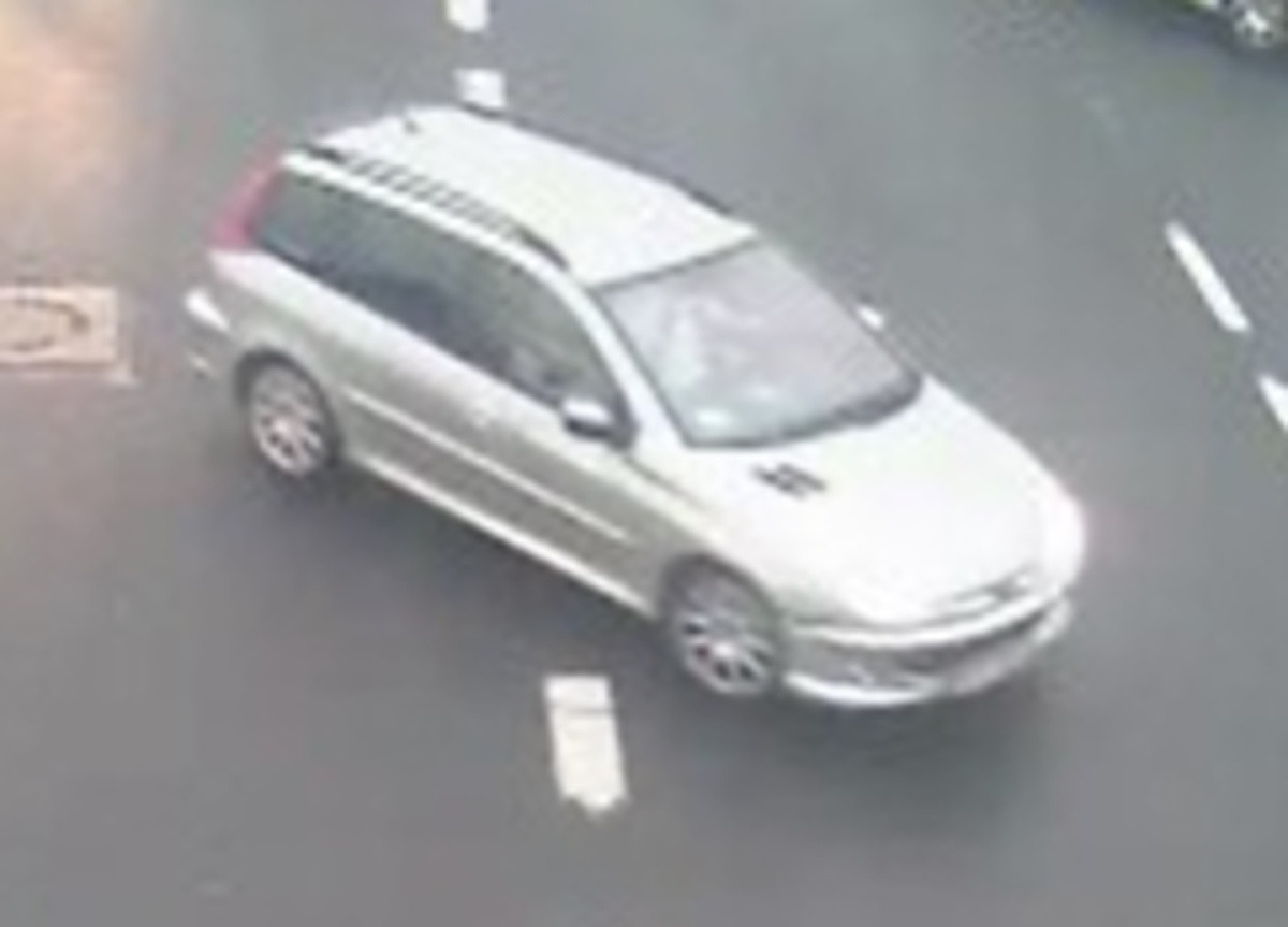 Policjanci z regionu szukają kierowcy tego Peugeota