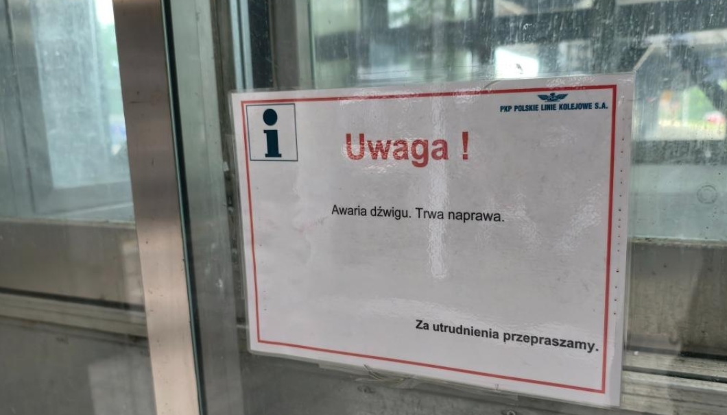 Co dalej z windą kolejową na Dworcu Poznań Główny? Pęknięta szyba "nie stanowiła zagrożenia"?