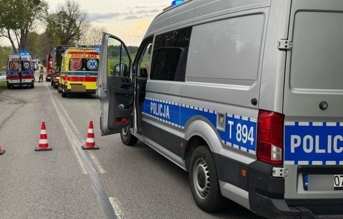 Motocykl zderzył się z samochodem osobowym. Spore utrudnienia na podpoznańskim odcinku A2