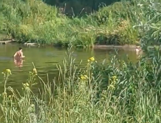Dwóch chłopców kąpało się w Warcie przy moście Lecha. "Film ku przestrodze"