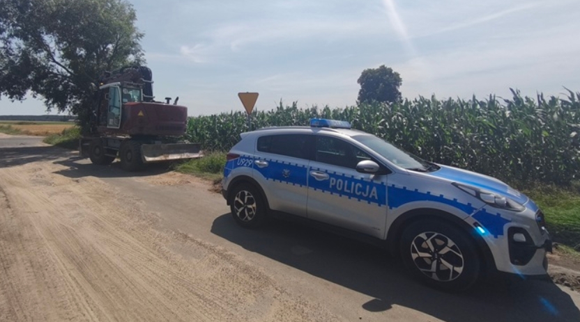 Operator koparki wykonywał swoją pracę w stanie nietrzeźwości. "Bardzo nieodpowiedzialne zachowanie."