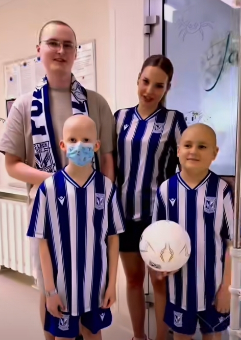 Chore dzieci z poznańskiego szpitala rzucają wyzwanie piłkarzom Kolejorza. "My walczymy o życie, wy o puchary i sławę"