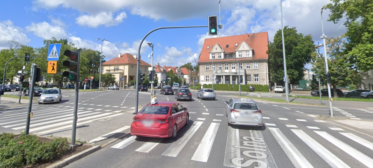 Awaria sygnalizacji na dużym skrzyżowaniu. Korki!