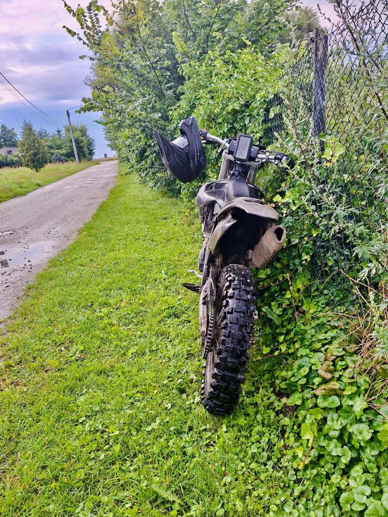 Region. Jechał motocyklem bez tablicy rejestracyjnej. Czubek góry lodowej