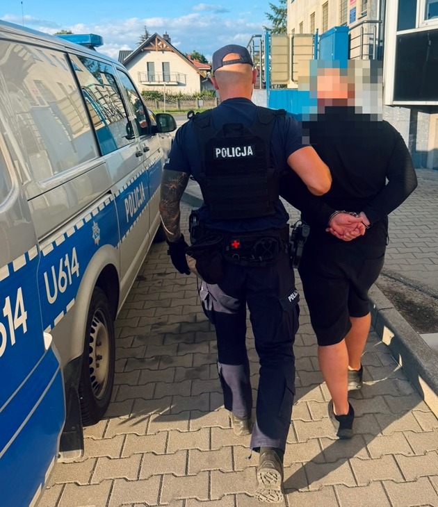 Region. Potrącił seniorkę na pasach i odjechał... na zakupy