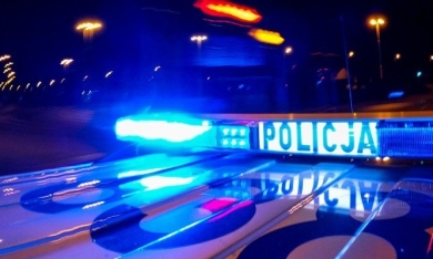 Skoczył do wody, żeby ukryć się przed policją. "Za wszelką cenę próbował uniknąć spotkania z mundurowymi"