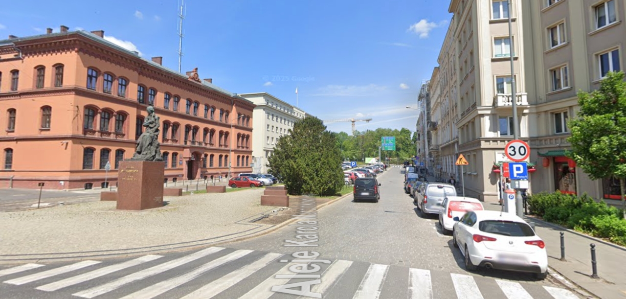 Zgon w aucie w centrum Poznania