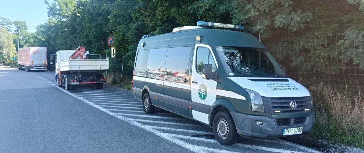 "Skrajna nieodpowiedzialność" na drodze w Wielkopolsce. Kierowca tej ciężarówki natychmiast stracił prawo jazdy