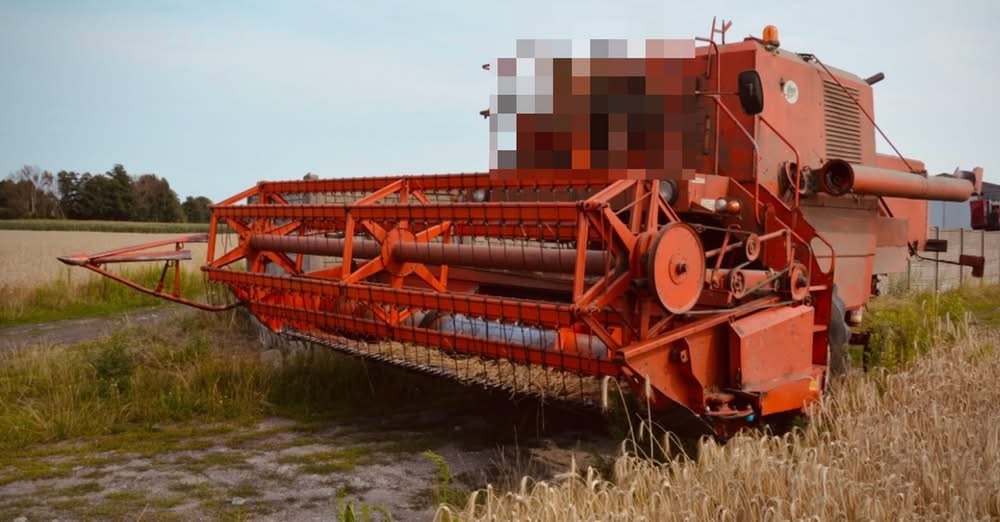 Region. Kompletnie pijany kierował... kombajnem